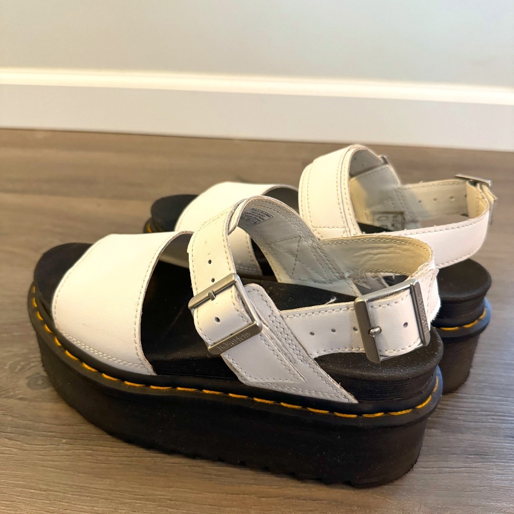 Dr. Martens Voss Quad Hydro Leather Platform Sandal